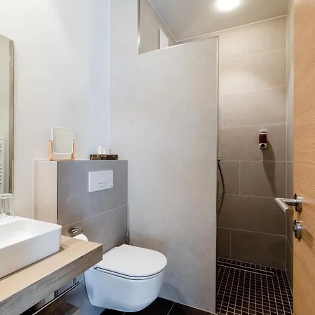 Martha فندق Beringen